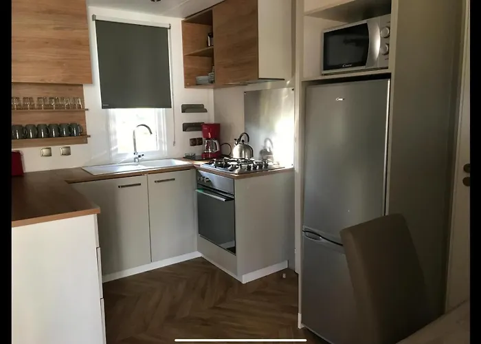 Κάμπινγκ Del Mar B06, Mobile Excellence, 3 Chambres, 6 Places, Bord De